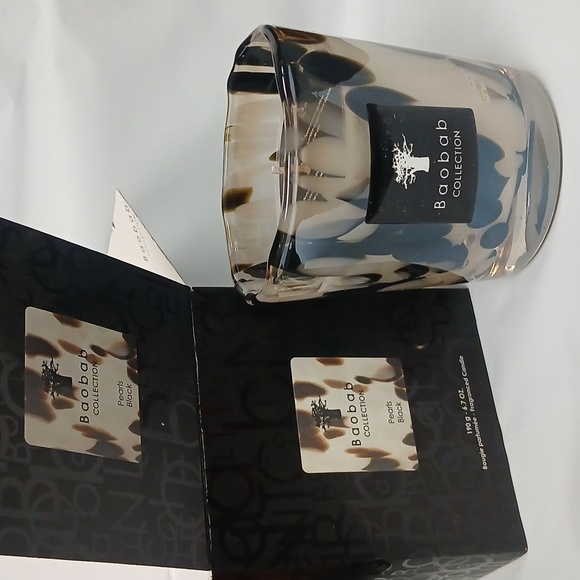 Baobab Collection Pearls Black Candle.